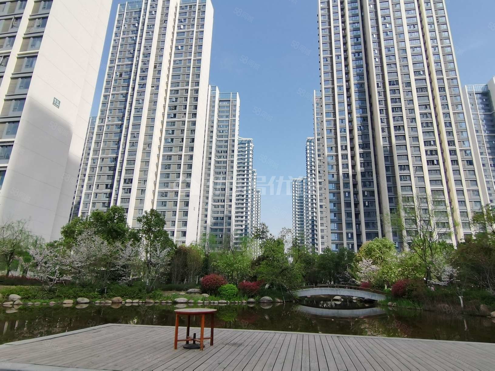 东津世纪城2区金域府3室2厅2卫132.29㎡东101万