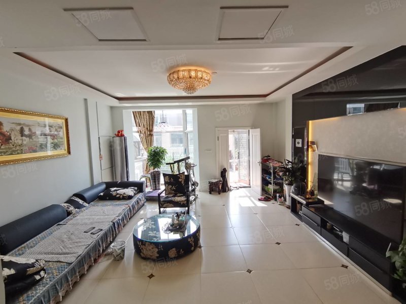 兰溪谷5室2厅3卫300㎡南北300万