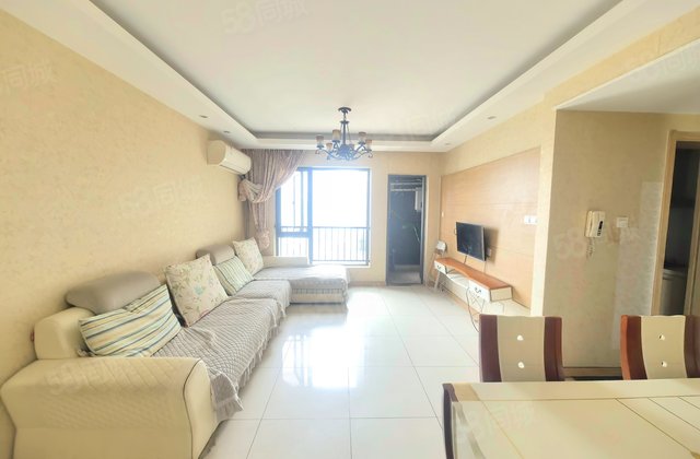 万科金润华府2室2厅65.73㎡135万二手房图片