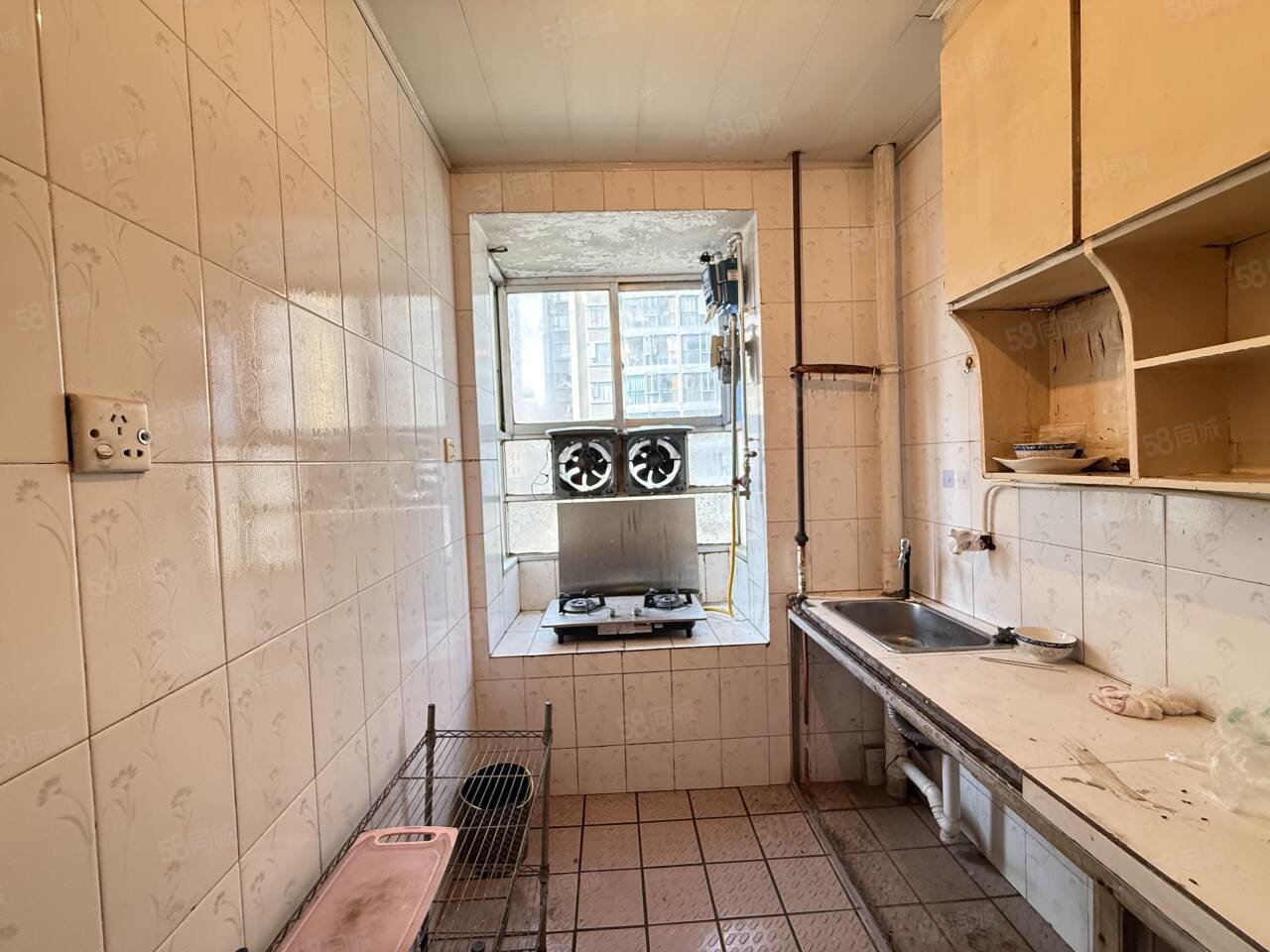 十堰市中级人民法院家属区3室2厅1卫80㎡南北32万