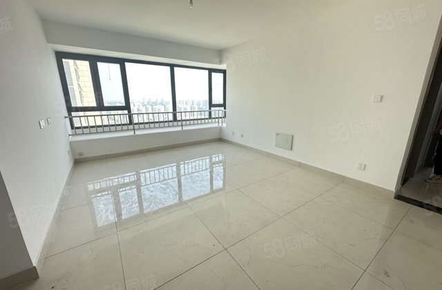 阿卡六期 三室两卫 新房未住 采光好 带车位地下室 急售