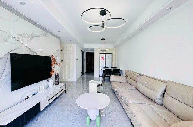 融创理想城市花园(9期549-574)3室2厅104.76㎡115万二手房图片