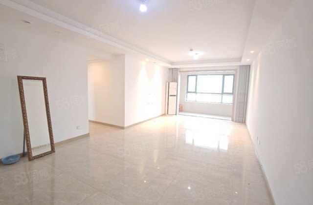 裕昌莲湖新城 电梯房 带储 三室 可贷款看房方便