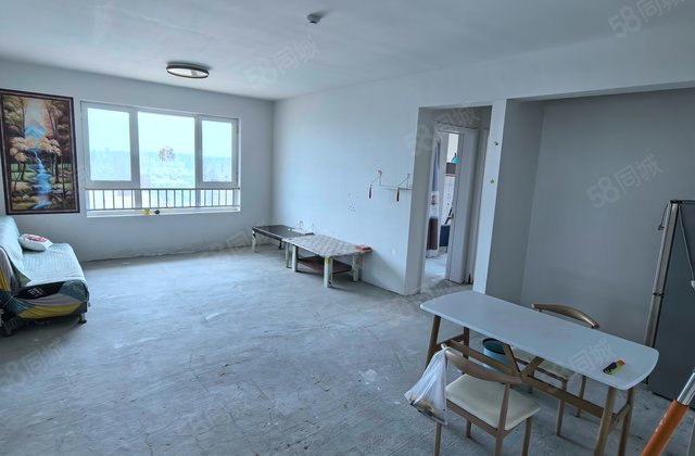 上城国际B区3室2厅131.1㎡85万二手房图片