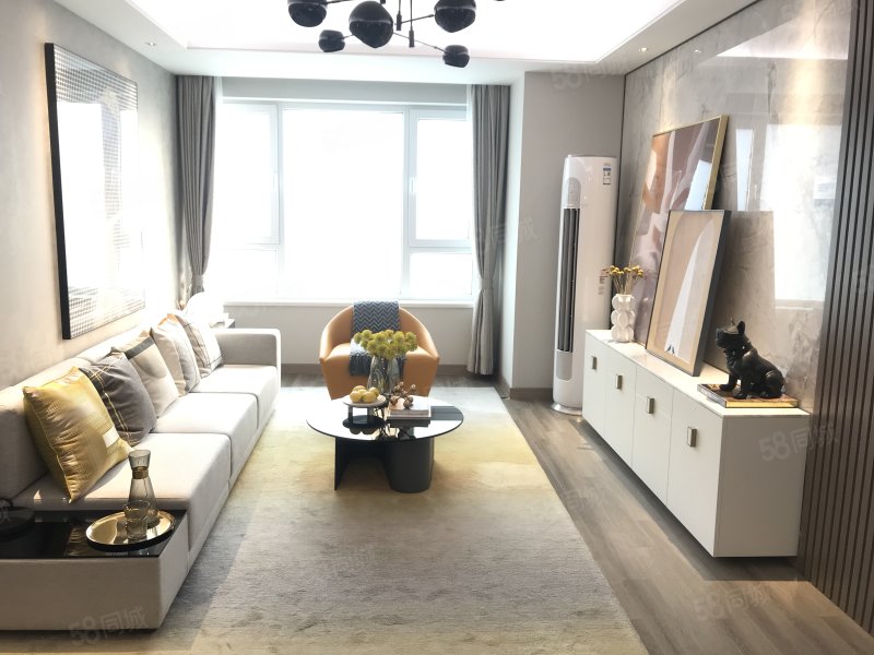 小窑湾旭辉江山樾 70年大产权教育园区旁 户型实用精装修交付