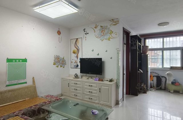 急售嘉明附近九中双语，房东诚心出售看房子方便，周围环境优渥。