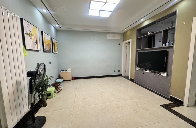 二中一墙之隔 金柱文苑 精装三居带储 69.8万 免大税 急