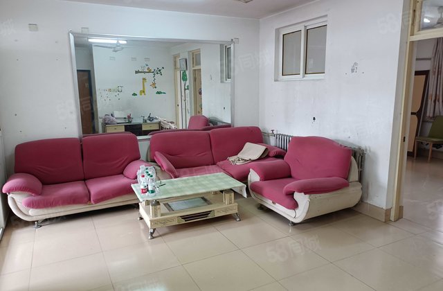 东昌集团家属院(财干路)3室2厅1卫