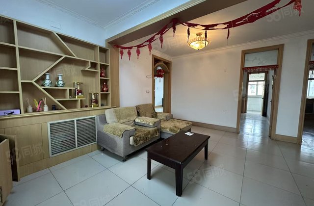 东昌府公安局家属院 4楼大4居文轩本部 148平115万随时