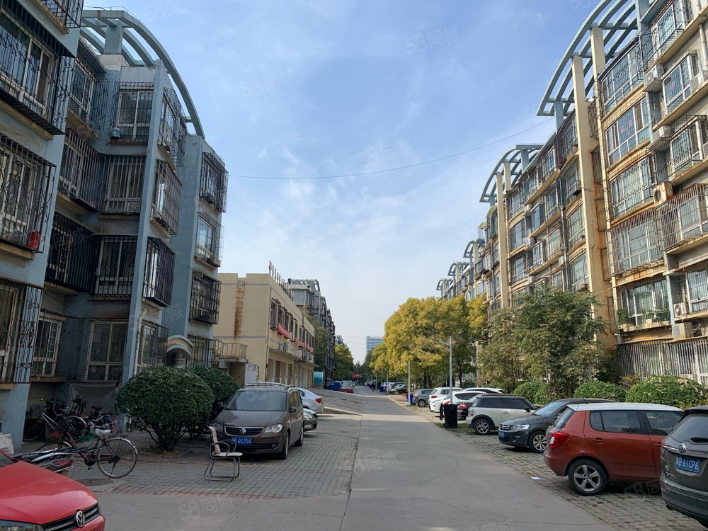 龙泉 落地窗 老本 南北通透 南客厅 周边配套齐全,都市花园-唐山58