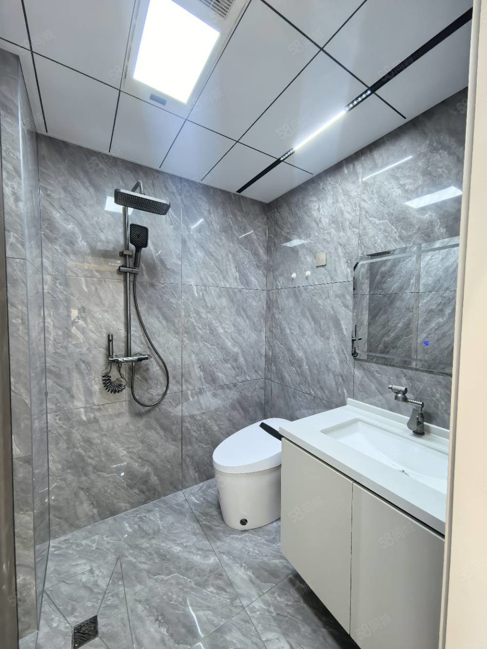 紫堤东郡4室2厅2卫134㎡南北67.8万