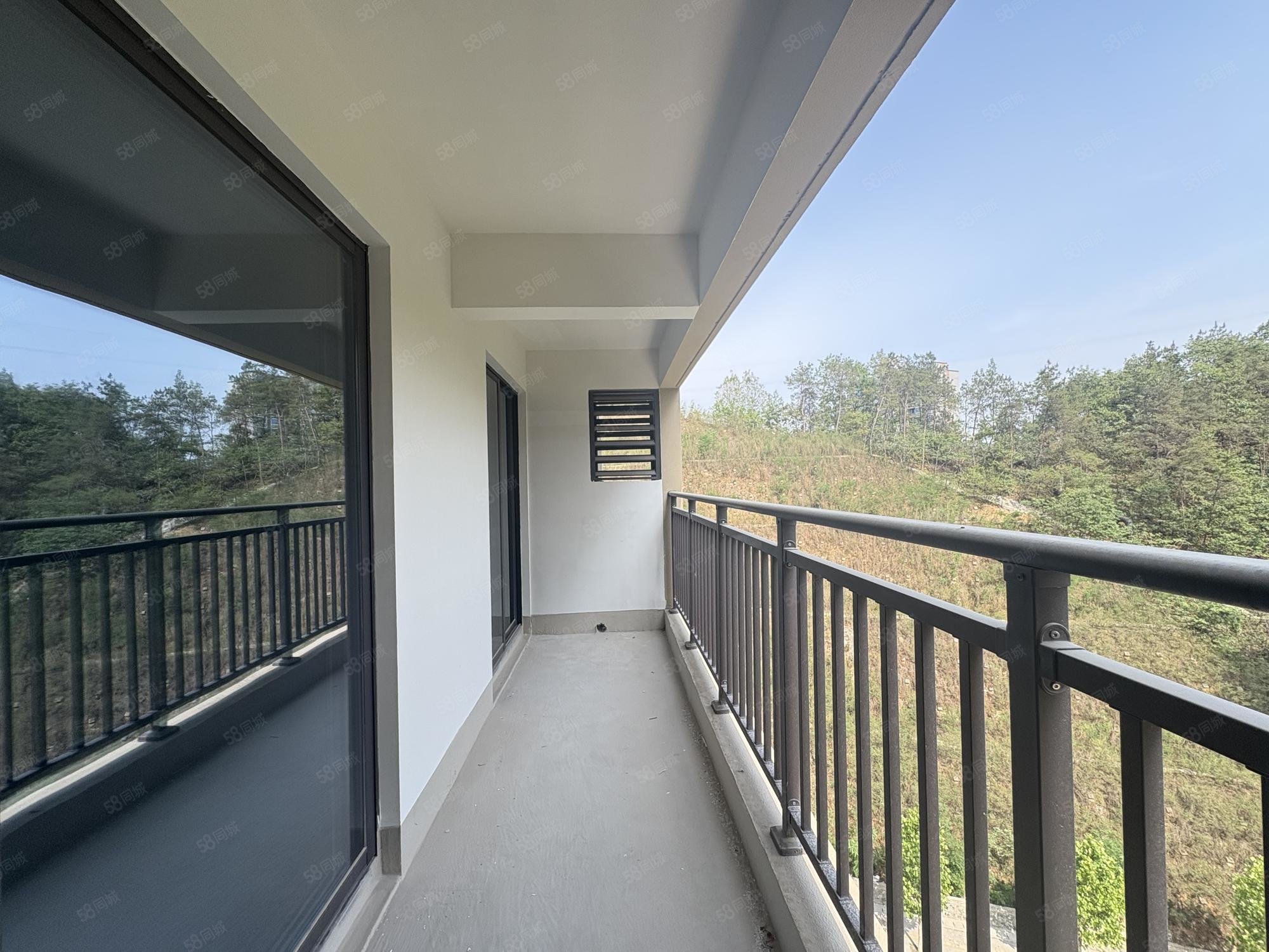 招商兰溪谷3室2厅2卫115㎡南80万