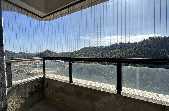 悦水湾4室2厅168㎡115万二手房图片