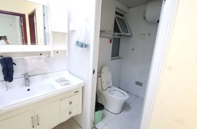 水岸花语 精装两居室 免大税 莲湖新城西邻 昌润莲城