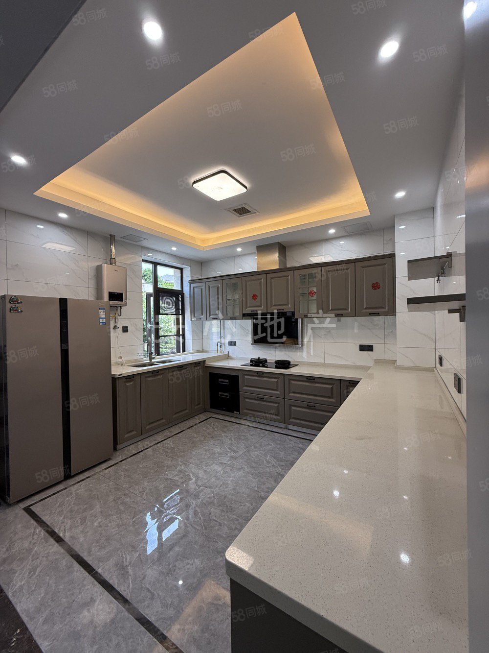 天屿花城((别墅)8室3厅7卫396㎡南北338万