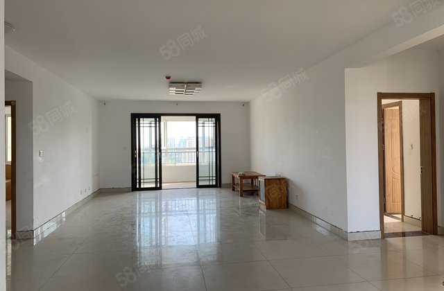 房东急售 一实验 松桂嘉苑 四叶草户型 公摊少 送车位储藏室