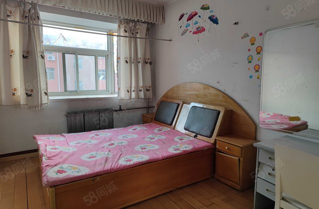 聊城大学西苑小区，2室1厅1卫