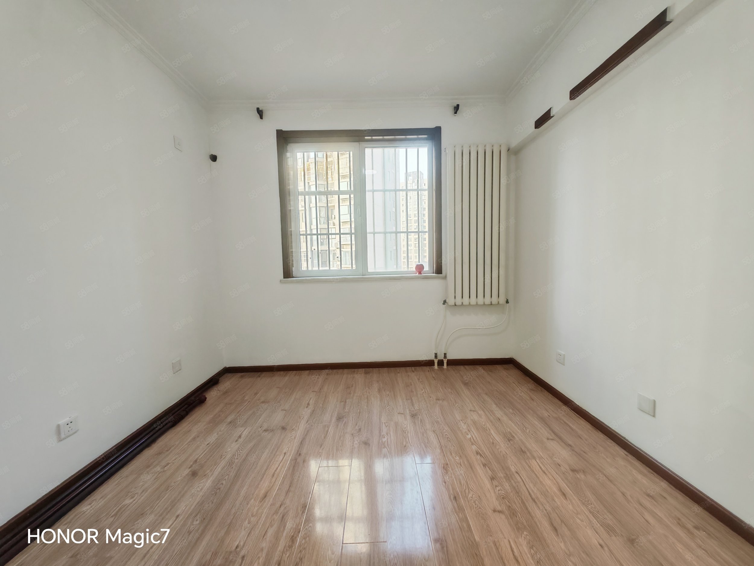 欣藝景園2室1廳1衛(wèi)88.81㎡南北390萬