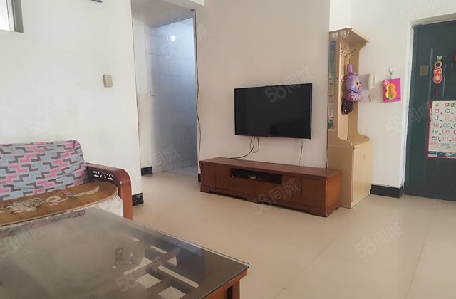 七中旁 欧景 亚大怡景步梯中间楼层 三室 仅需五萬 即可入住