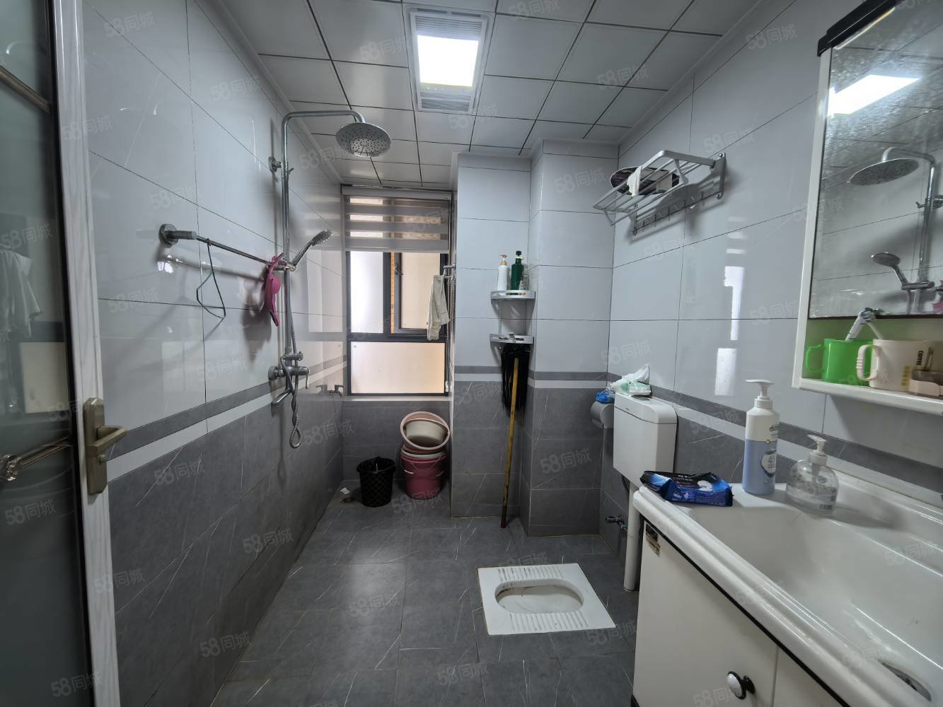 翰林珑城3室2厅1卫110㎡南北65万