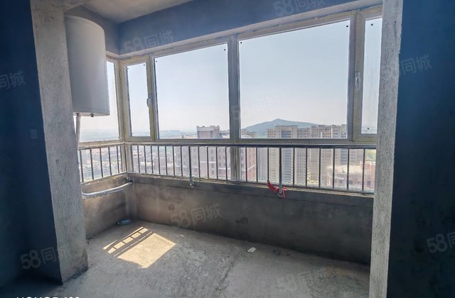 康达苑3室2厅108㎡80万二手房图片
