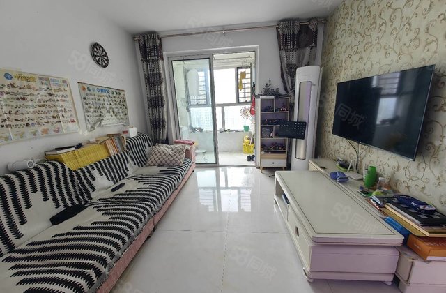 阿卡六期 真实在售 客厅通阳台小户型 刚需过渡很合适 随时看