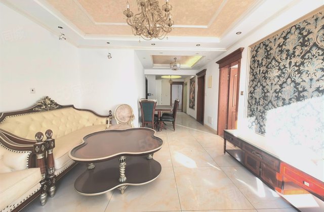 保利金香槟3室2厅98.79㎡79万二手房图片