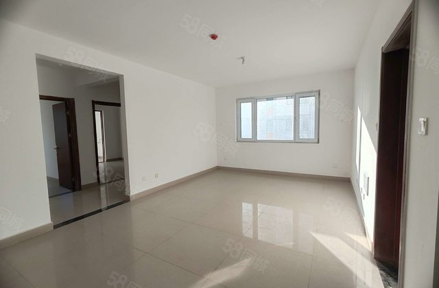 湖边 西关街 岳庄 电梯房 边户 三室两卫 120平