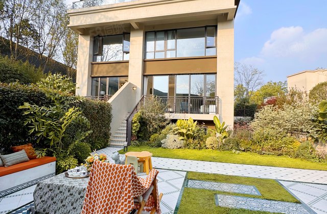 南湖国际社区(南区)4室2厅124.44㎡137.8万二手房图片