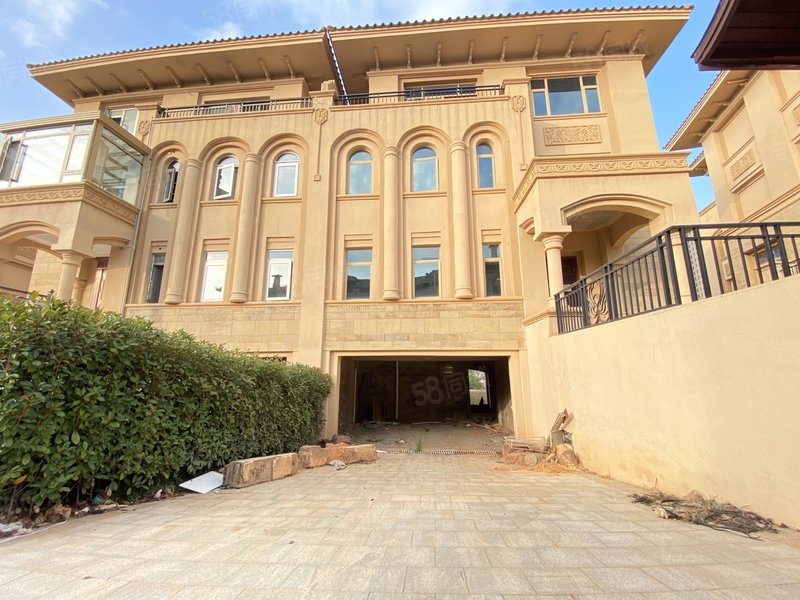 九里峰山豪华别墅双拼超大花园依山傍水.