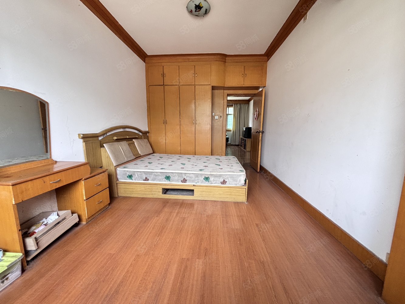 张湾机关家属楼2室2厅1卫105㎡南北45.8万