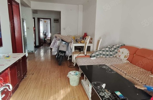 东昌湖旁 西湖馨苑 小区   房东急售 正规三室