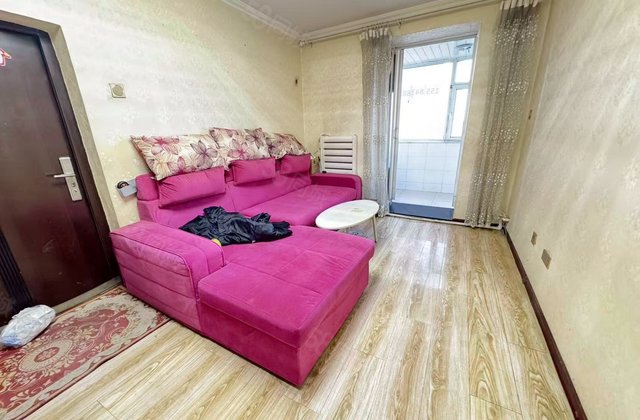 金属宿舍2室1厅90.65㎡34.8万二手房图片