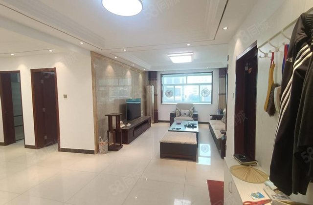 低价出售颐馨园二期 边户型带电梯 双卫 商品房 交通便利