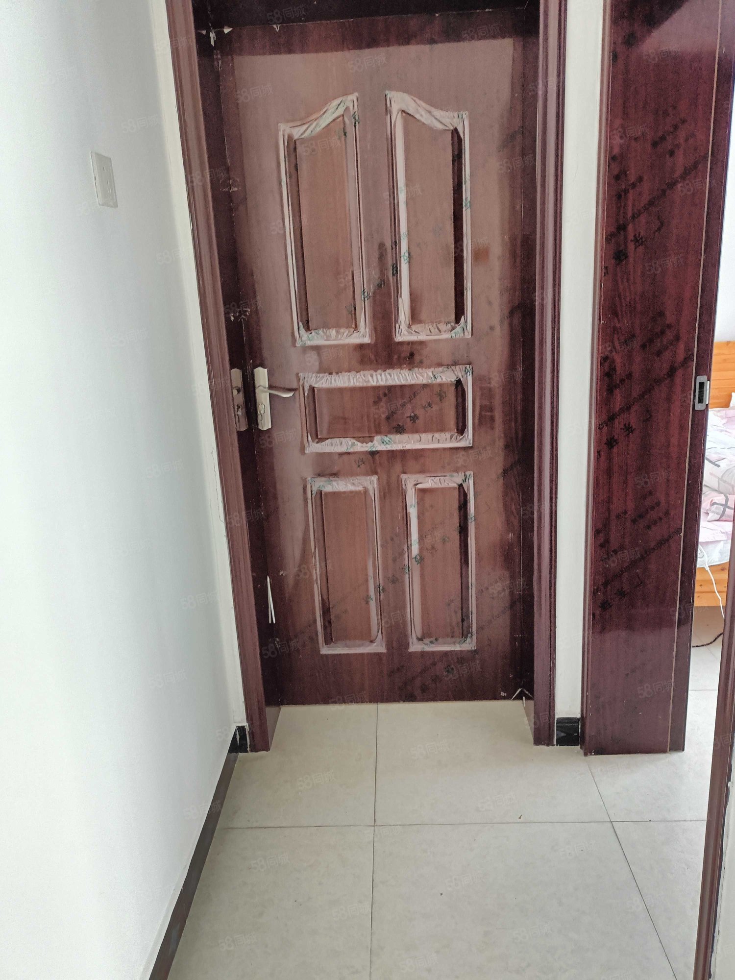 家佳缘小区2室2厅1卫66.36㎡南北19.88万