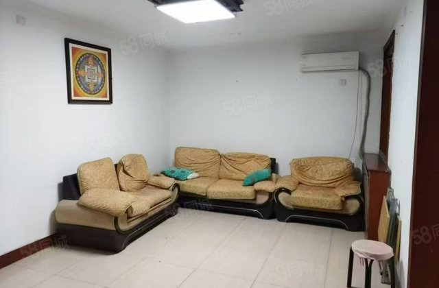 离老一中文轩总校八中外国语近，2楼，3室，南北通透，停车方便