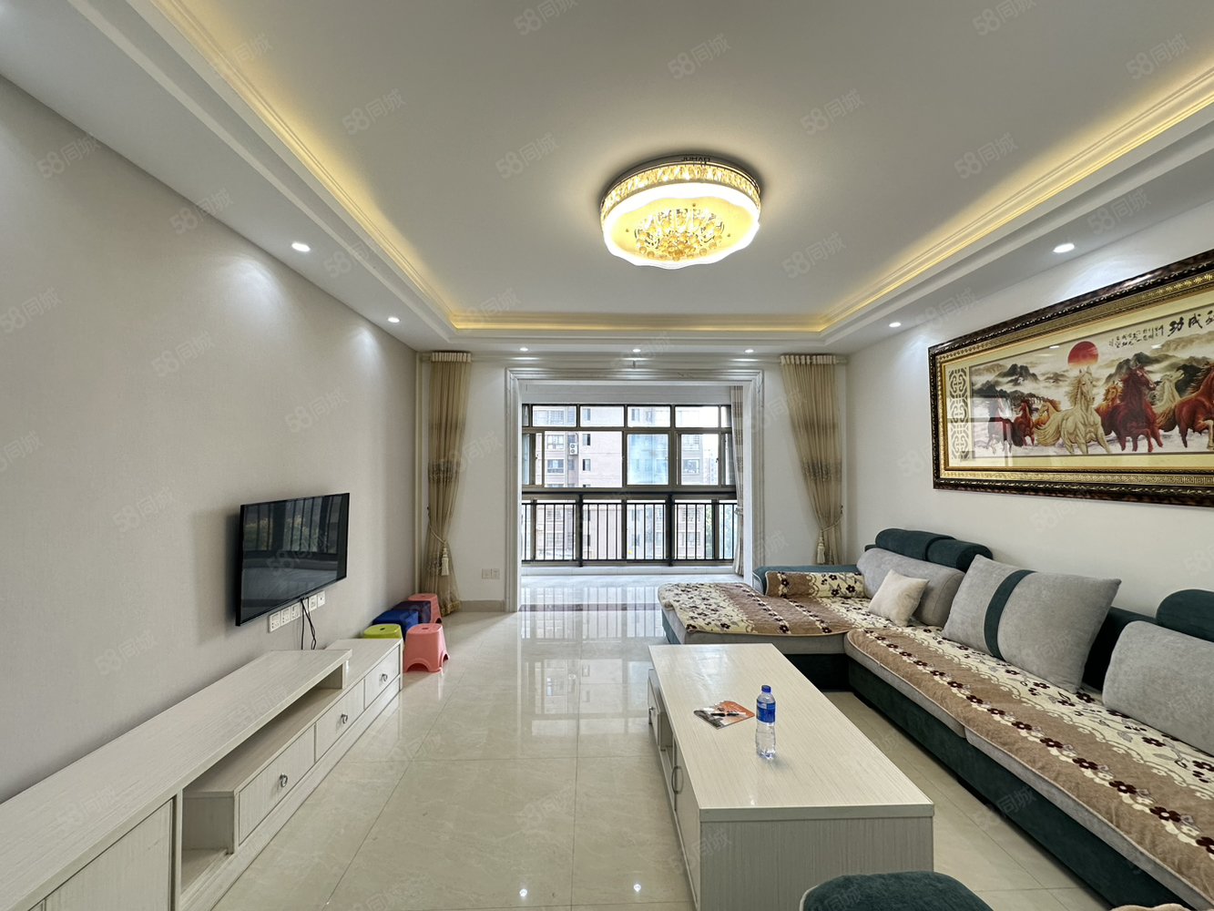 华鼎中央城3室2厅2卫125㎡南北81万