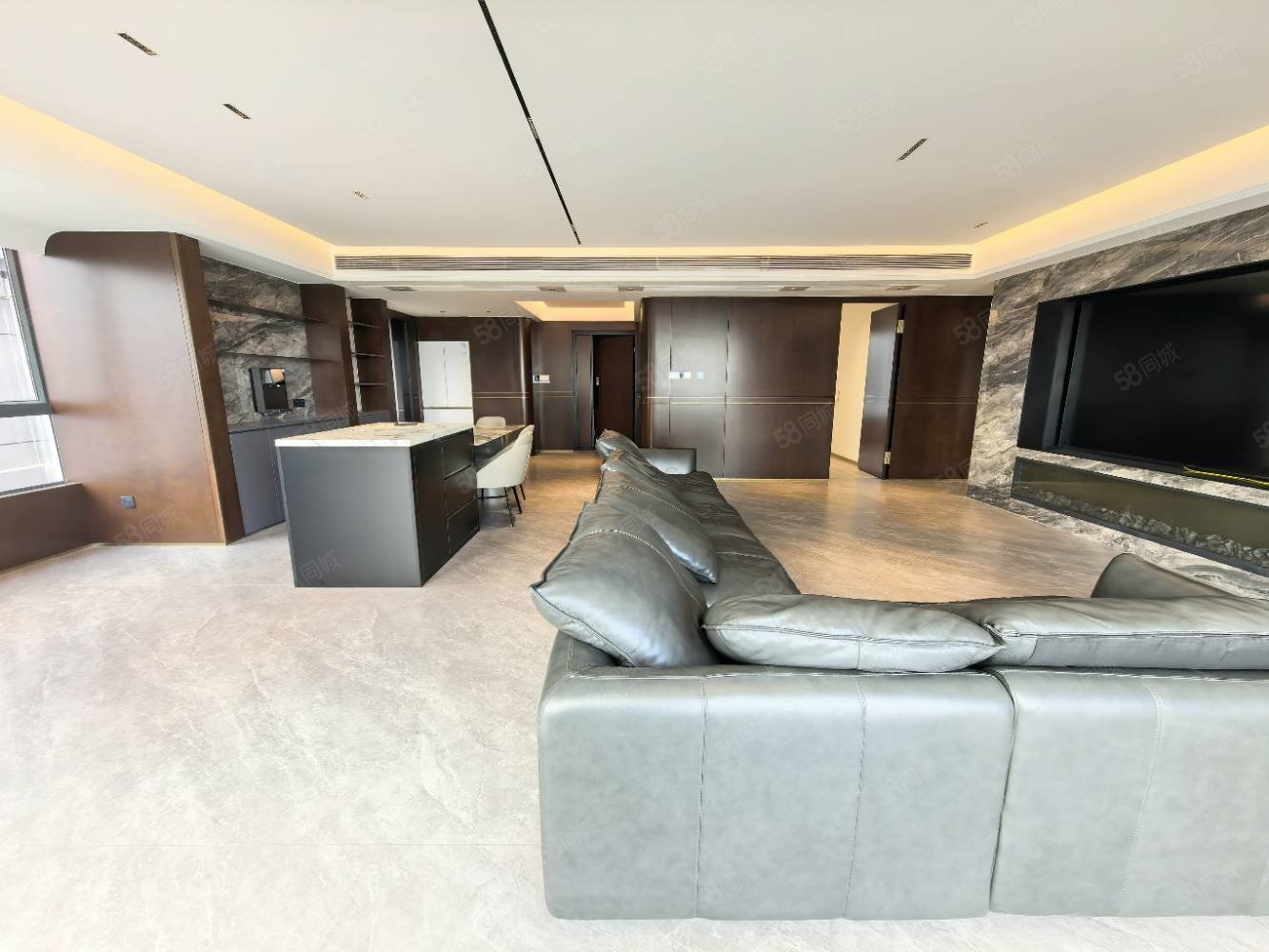 天秀湾4室2厅2卫202㎡南北258万