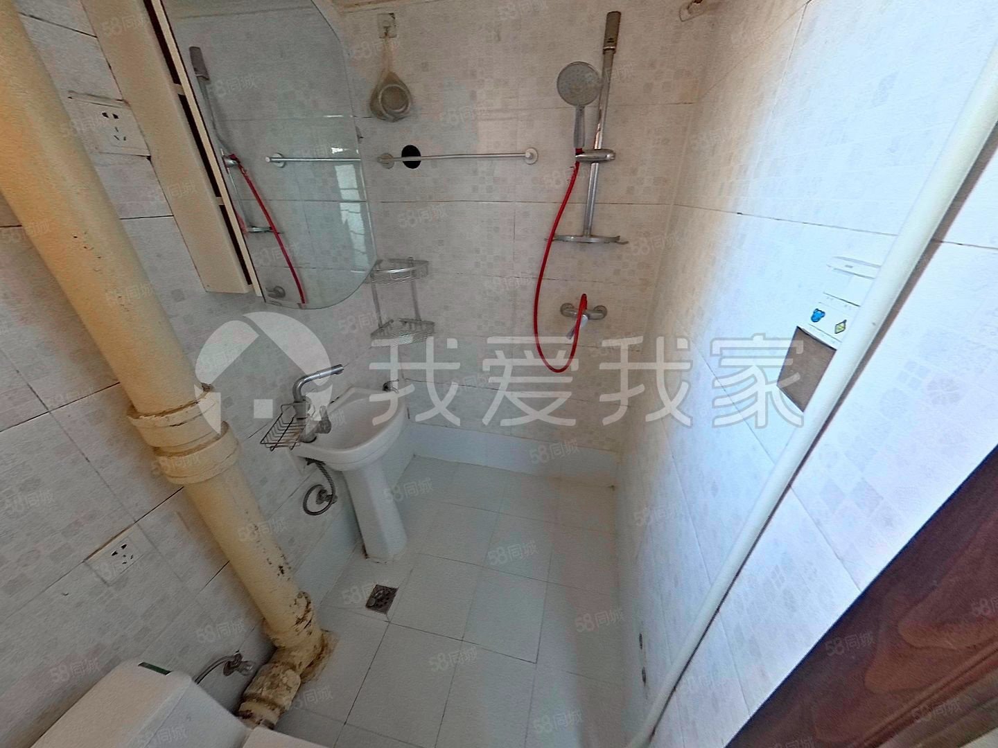 東方東路小區(qū)2室1廳1衛(wèi)59.33㎡南300萬