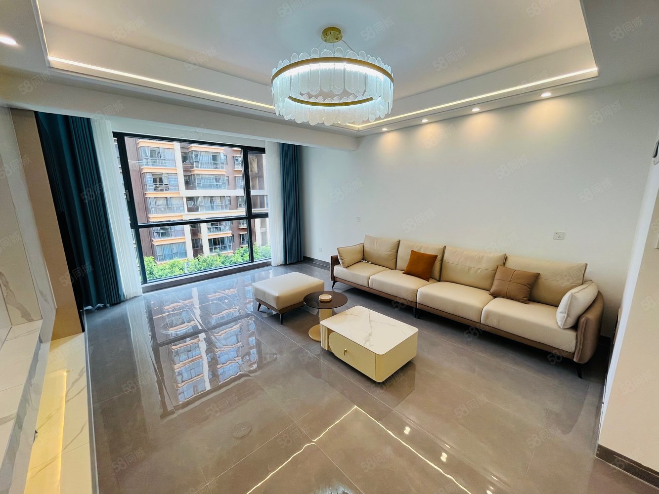 信息>红河二手房>蒙自二手房>同德广场二手房>塞纳公馆伯爵>1333_1000