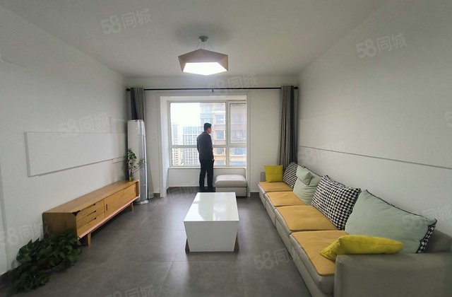 振华 脑科 星光东昌丽都 126平精装三室 房东急置换送车位