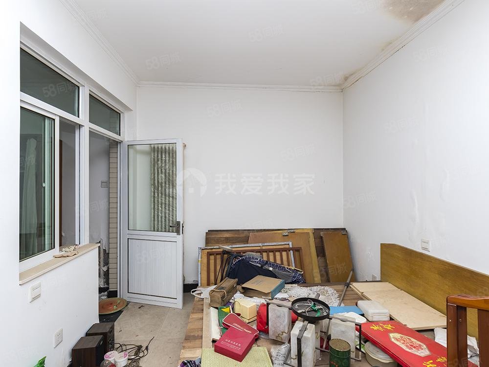 八大處山莊5室3廳3衛(wèi)257.7㎡南北1400萬