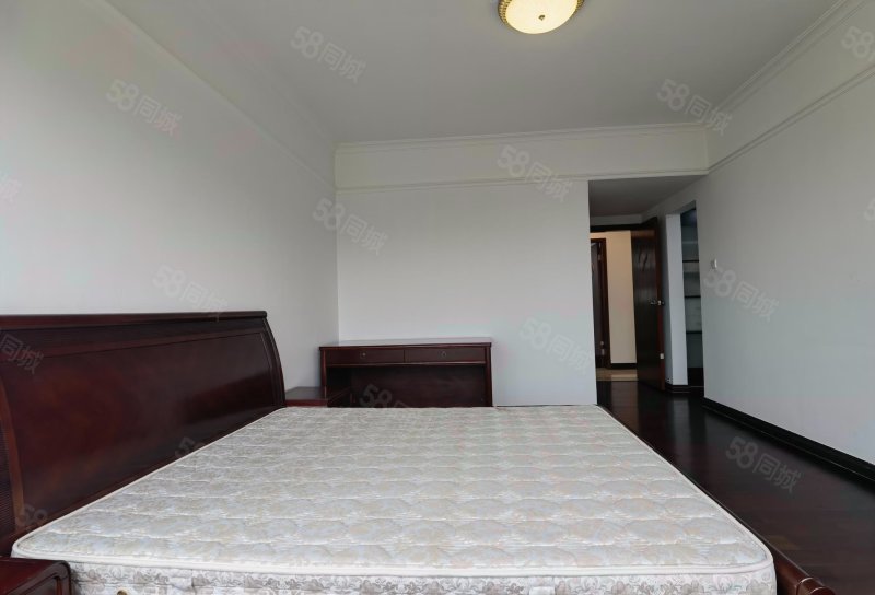 【10图】密度低 商品房 满五 带电梯 环境好 精装好房,南湖半岛花园