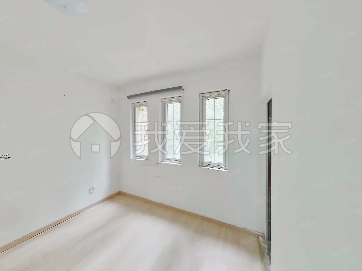 金科帕提歐(別墅)5室4廳5衛(wèi)277.48㎡南北640萬