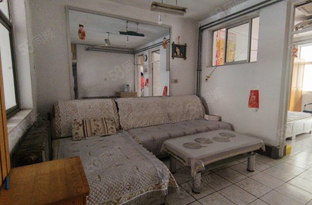 文轩 外国语  龙山北区 多层二楼 正规三室 看房子有钥匙