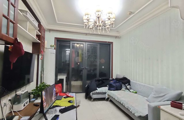 老一中外国语文轩书  。电梯中间层