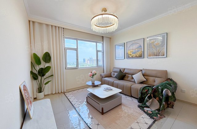 房东急售 精装三室 电梯好楼层 送车位储藏室 随时看房