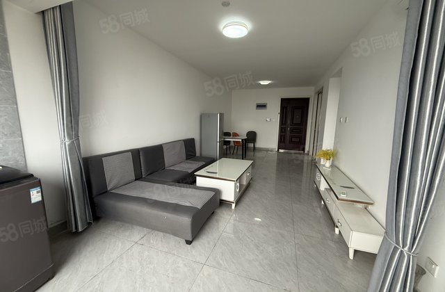 万达北临 明星兰庭 水城悦府 新房子 精装三室两厅 电梯房