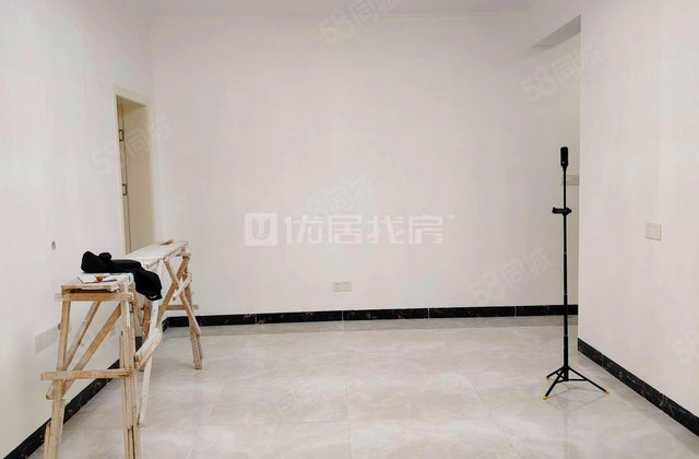 城市魔方四组团2室2厅70㎡28万二手房图片