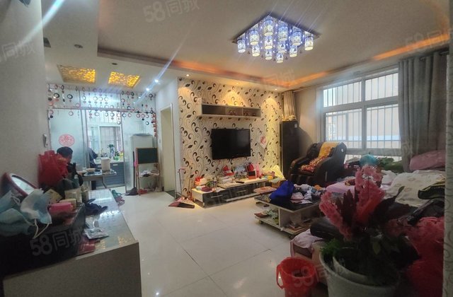 急售！紧邻万达！邻阿尔卡迪亚！停车方便！送储！随时看房！